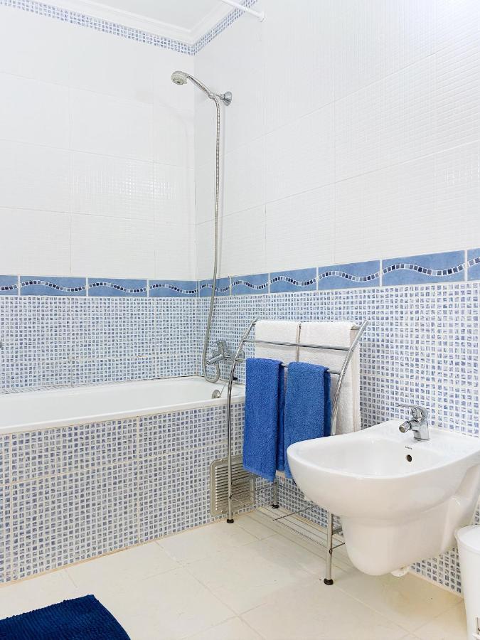 Sitio Do Raposo - Carvoeiro - Wifi, Ac, Beach & Center 200M Ngoại thất bức ảnh